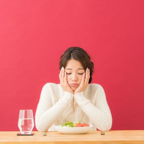 食欲のない更年期の女性